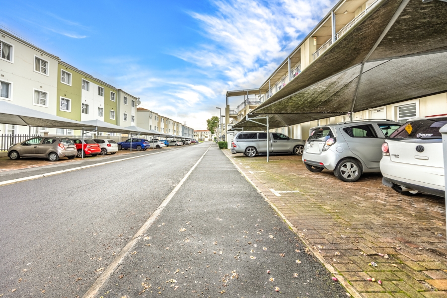 2 Bedroom Property for Sale in Stellendale Western Cape